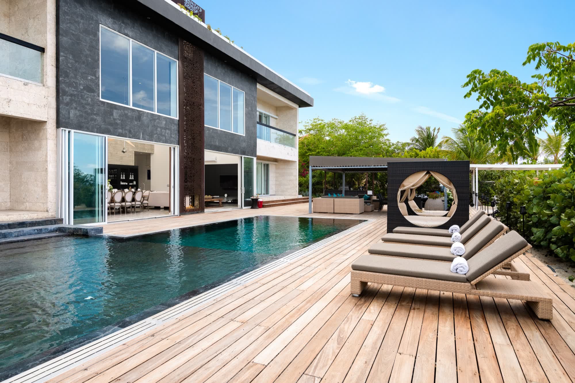 Villa Bella Vita, a luxury villa Emerald Digital branded and marketed